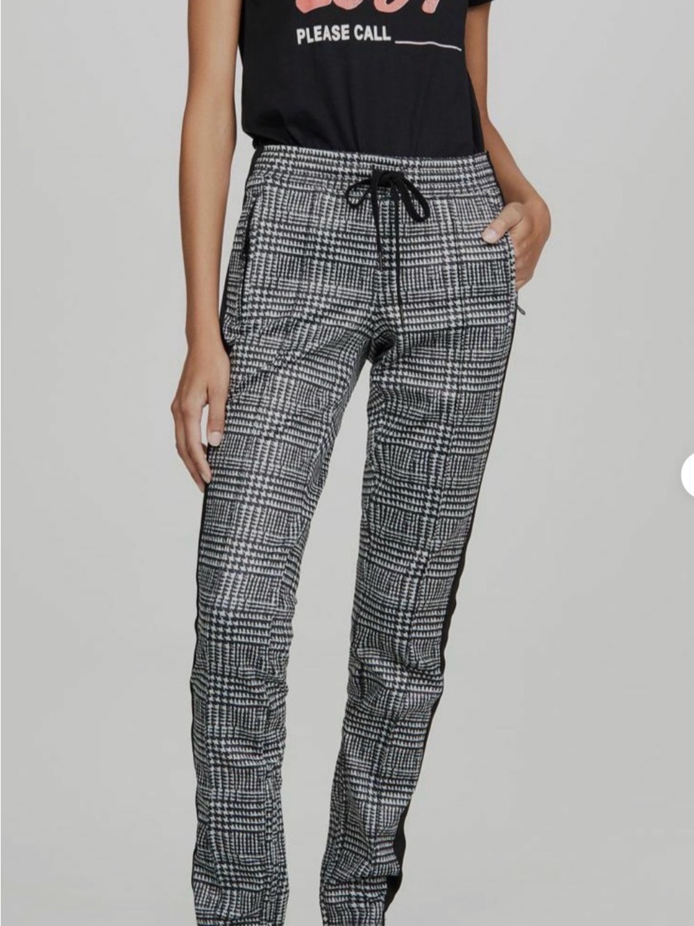 Pam & Gela Black and White Plaid Drawstring Joggers